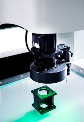 0.01μm Système d'inspection optique CNC à échelle absolue assurant une inspection dimensionnelle précise et une surveillance de la production